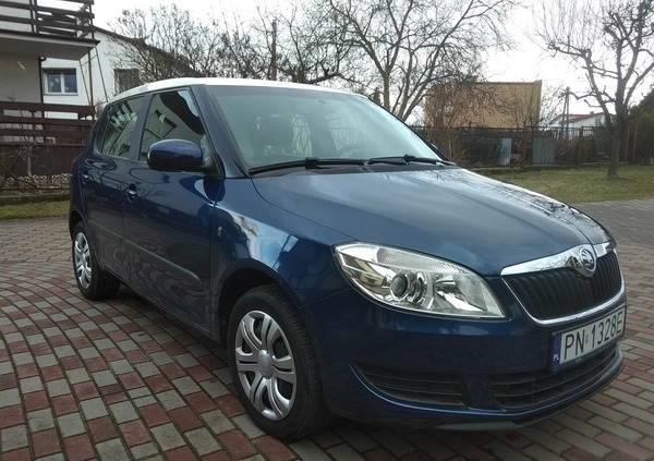 Skoda Fabia cena 21900 przebieg: 43500, rok produkcji 2011 z Konin małe 232